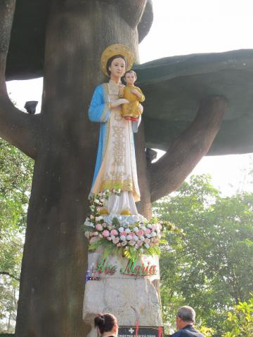 Sự tích Đức Mẹ hiện ra tại La Vang