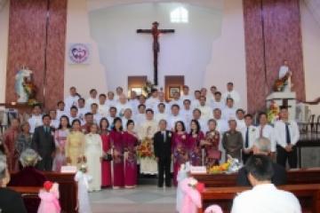 Giáo xứ Thái Bình: Tân linh mục dâng lễ tạ ơn